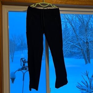 Black scrub pants size medium greys anatomy edge. Size medium /regular